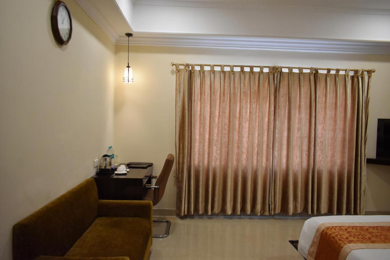 The Orchard Hotel Jharsuguda Luaran gambar